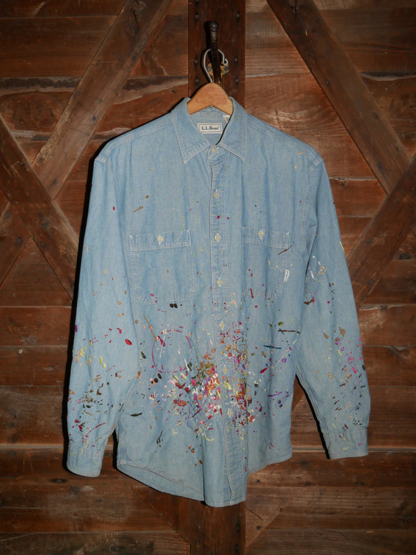 " 011 / 222 " M L.L. Bean CHAMBRAY SHIRT